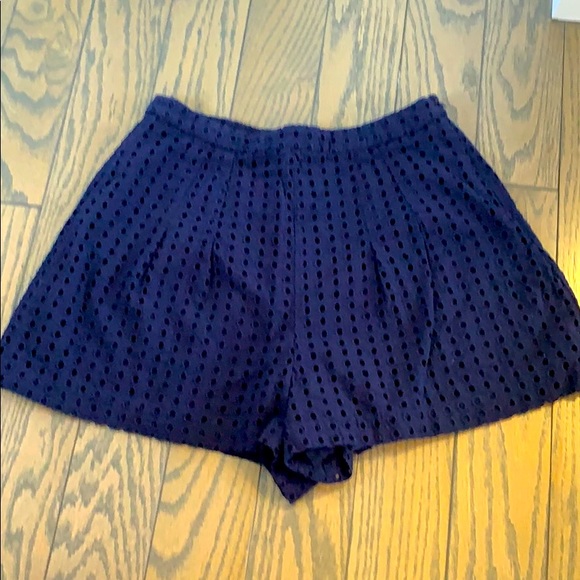 Navy shorts - Picture 1 of 2